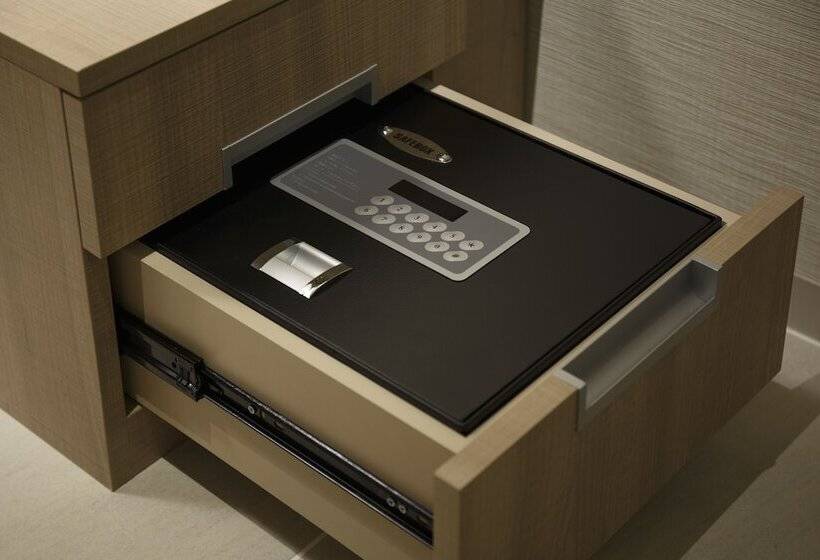Номер Стандарт Трехместный, Millennium Mitsui Garden Hotel Tokyo   Ginza