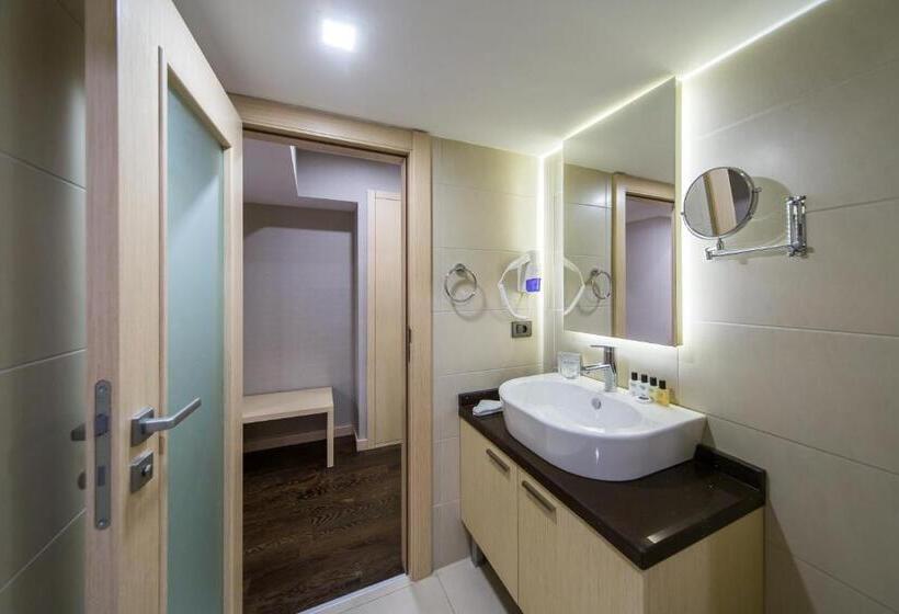 Номер Superior, Molton Monapart Mecidiyekoy