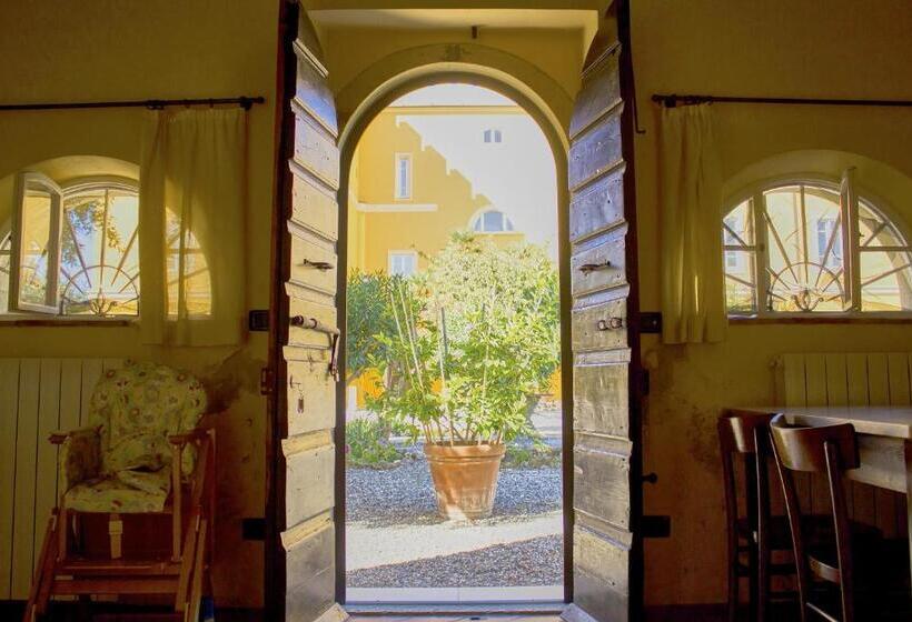Апартаменты 1 Спальня Нижний Этаж, Villa Graziani