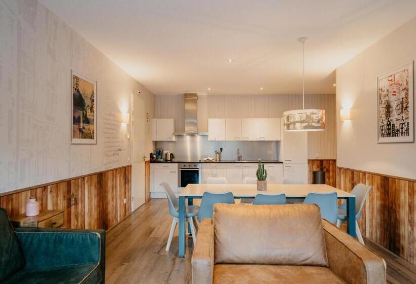 4 Bedroom Apartment, Amsterdam Id Apart