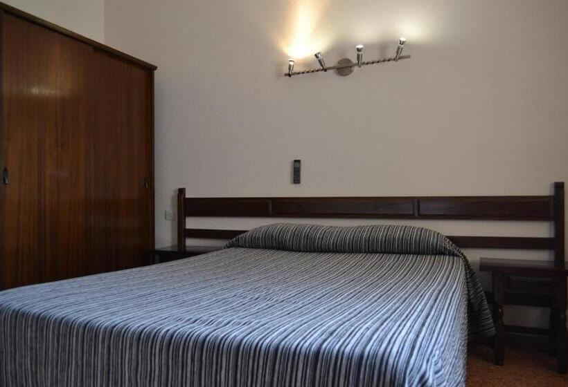 Номер Стандарт, Hostal L´esplai