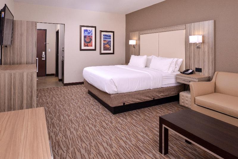 Люкс Адаптированный для Инвалидов, Holiday Inn Express & Suites Williams, An Ihg