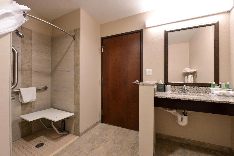 장애인을 위한 스위트, Holiday Inn Express & Suites Williams, An Ihg