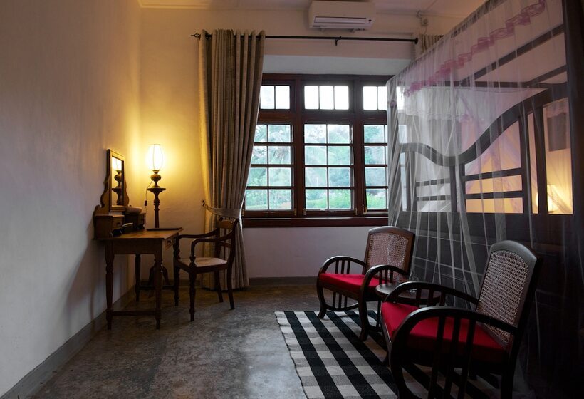 Standard Bungalow, Mountbatten Bungalow