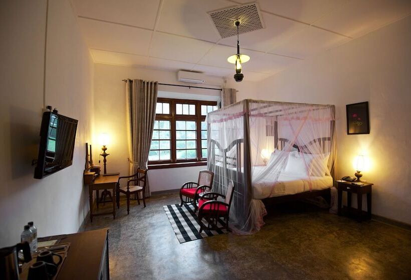 Standard Bungalow, Mountbatten Bungalow