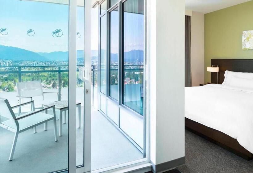带大床的套房, Element By Westin Vancouver Metrotown