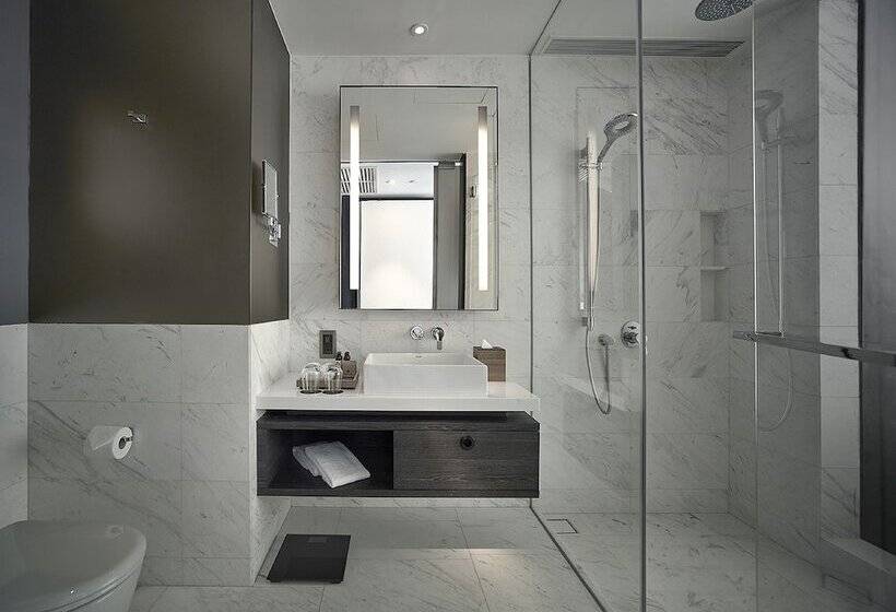 اتاق لوکس, G Hotel Kelawai