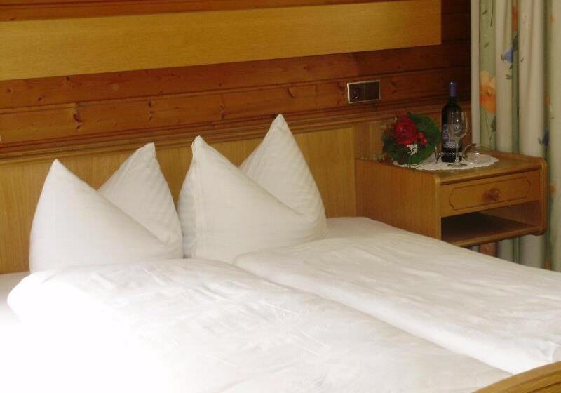 غرفة قياسية, Pension Bergsee