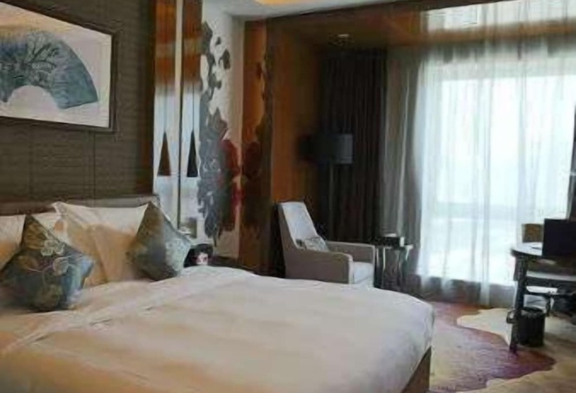 이그제큐티브 스위트, Ramada Plaza Liuzhou Liudong