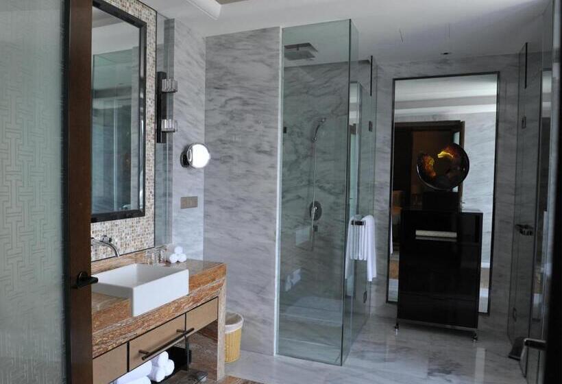 비즈니스룸, Ramada Plaza Liuzhou Liudong