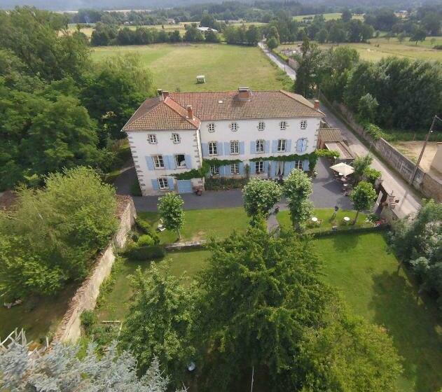 Номер Стандарт Вид на Бассейн, Domaine La Reveille