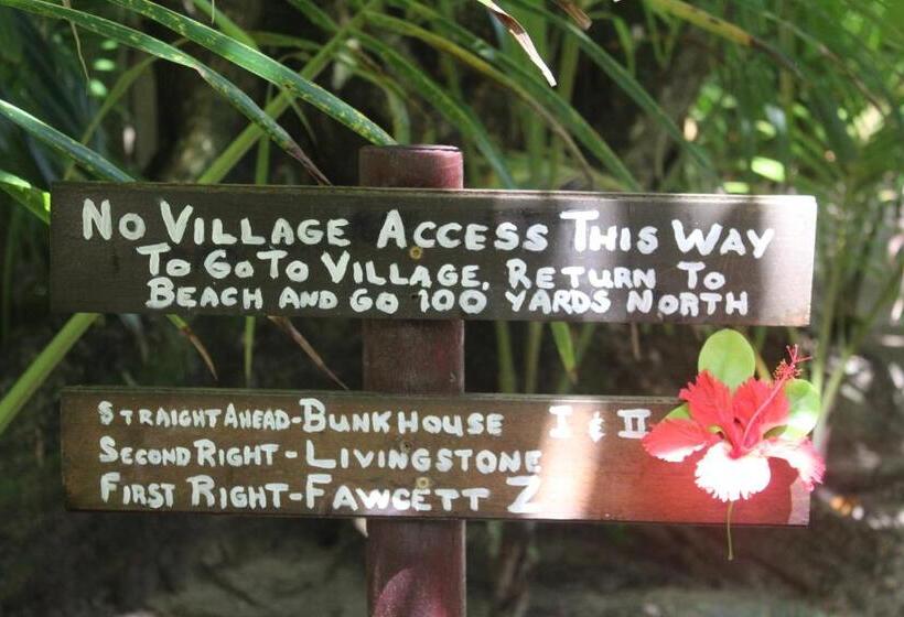 스탠다드 방갈로 정원 전망, Little Corn Island Beach And Bungalow