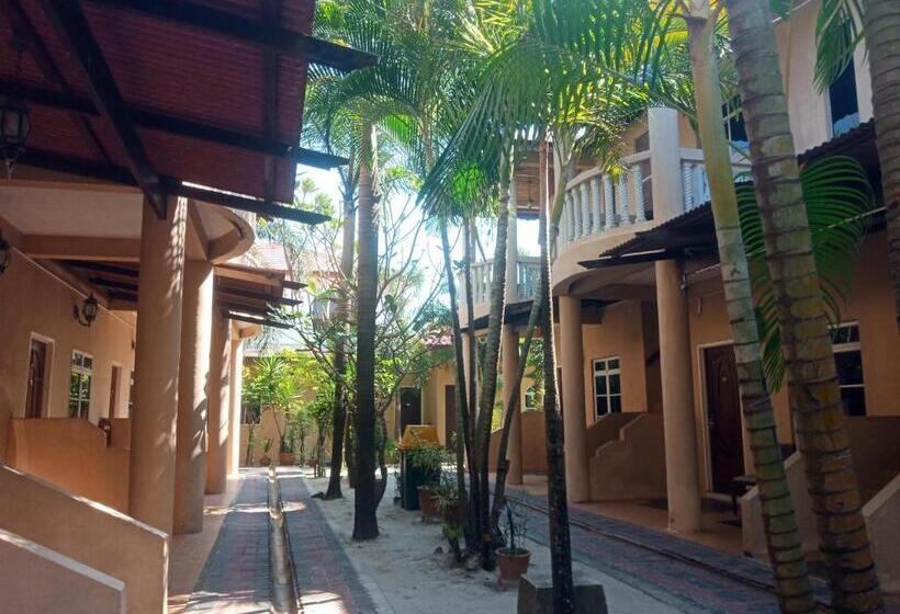 スーペリアトリプルルーム, Langkapuri Resort Langkawi