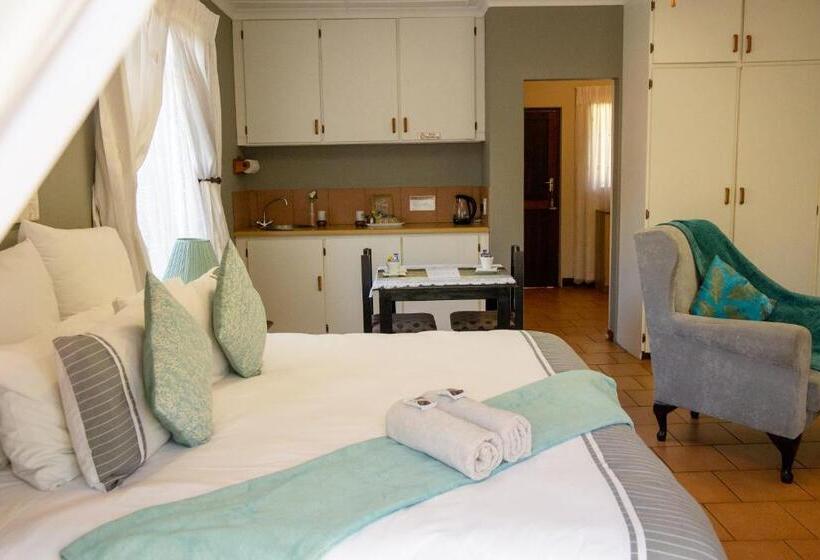이코노미 쿼드러플룸(공용 화장실), Lincoln Cottages Bnb & Self Catering