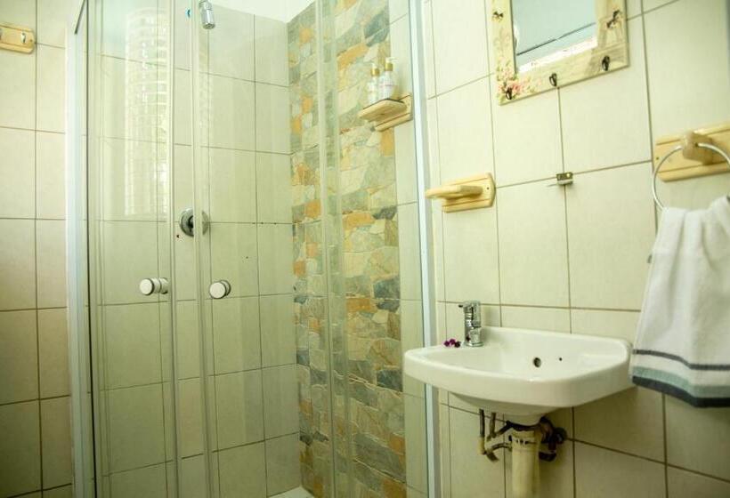 디럭스 트리플 룸, Lincoln Cottages Bnb & Self Catering