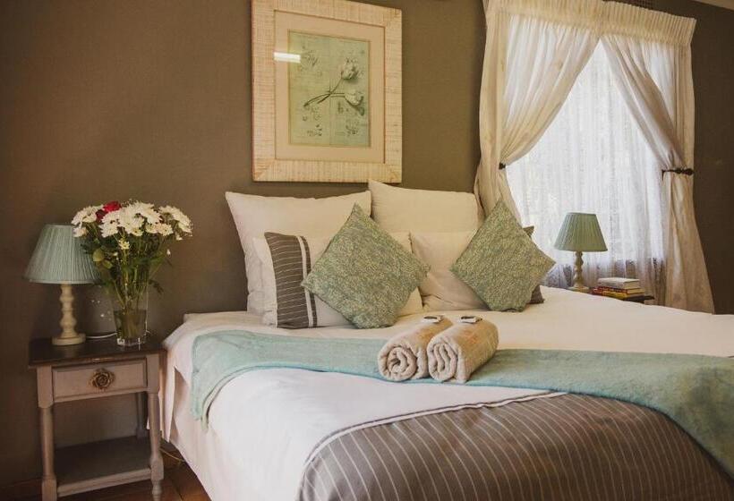 이코노미 쿼드러플룸(공용 화장실), Lincoln Cottages Bnb & Self Catering