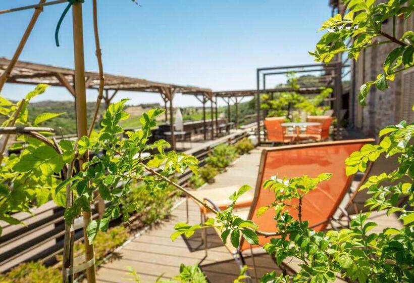 Номер Стандарт с Террасой, Domaine Riberach   Restaurant étoilé   Spa   Piscine Naturelle   Vignoble Bio