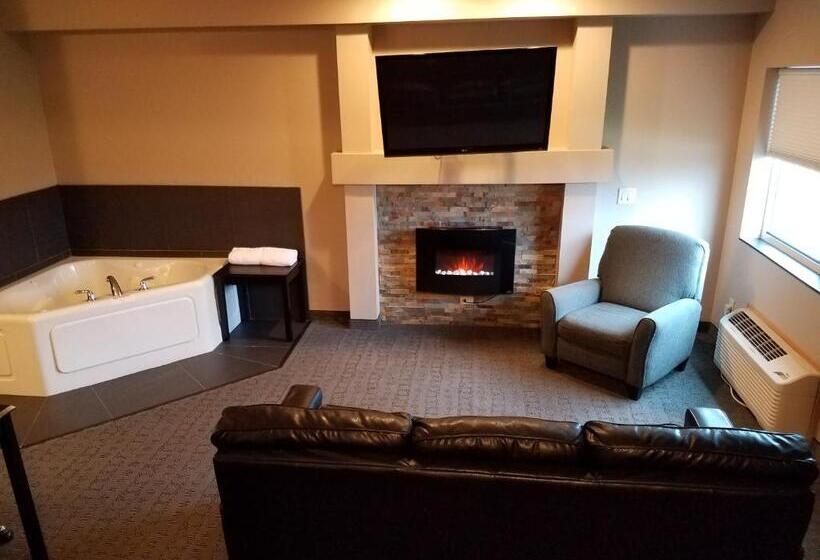 Люкс с гидромассажем, Okoboji Inn & Suites