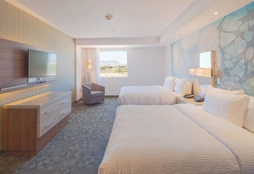 スイート, Courtyard By Marriott Saltillo
