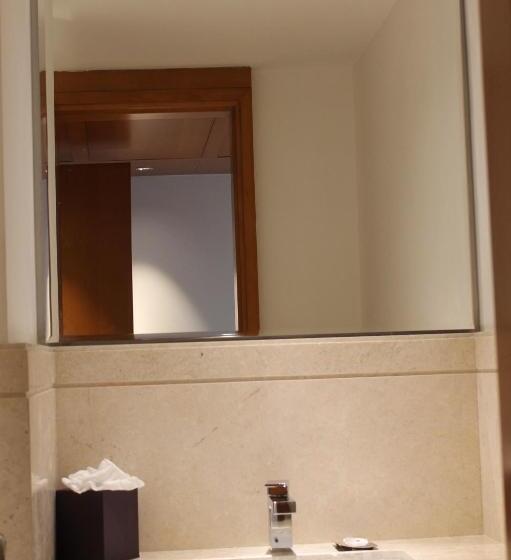 Номер Superior Кровать Куин, Mercure Hyderabad Kcp Banjara Hills, An Accor