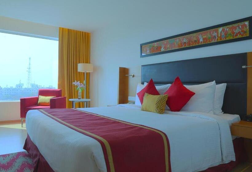 Номер Superior Кровать Куин, Mercure Hyderabad Kcp Banjara Hills, An Accor