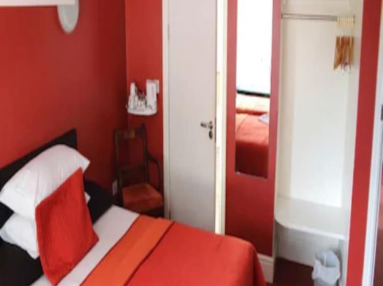 标准间, Elgano Guest House