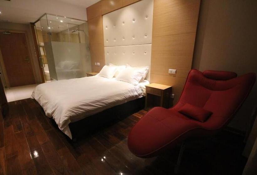 디럭스 룸, Menoir Dorsett Madrid Leganes
