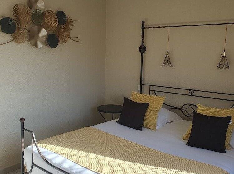 수피리어 룸, Le Mas Des Quintrands Manosque  Motel De Charme