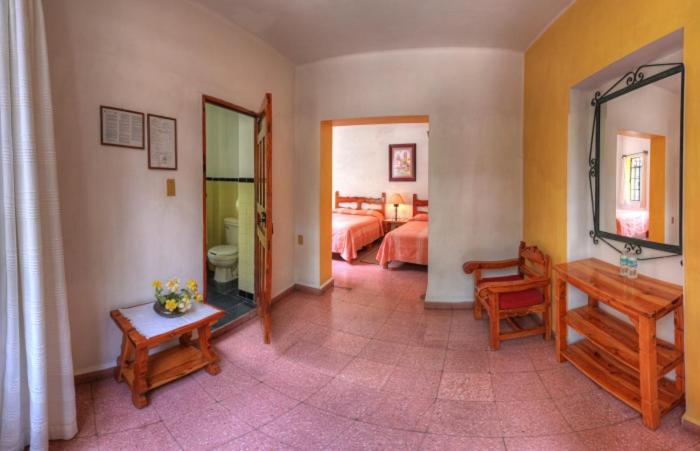 四人标准间, Posada San Javier