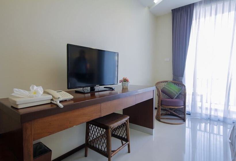 디럭스 룸, Baan Nilrath Hotel   Sha Extra Plus