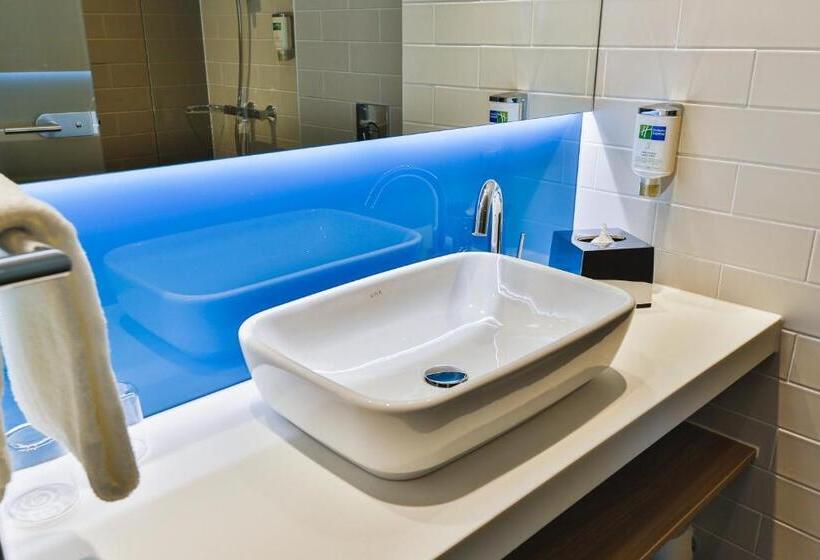 Standardzimmer, Holiday Inn Express Karlsruhe   City Park, An Ihg