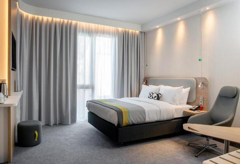 Standardzimmer (behindertengerecht), Holiday Inn Express Karlsruhe   City Park, An Ihg