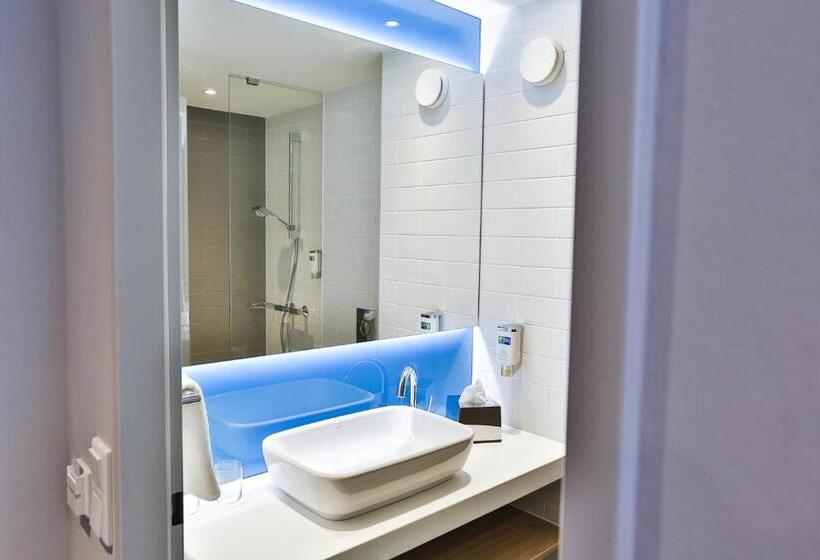 Standardzimmer, Holiday Inn Express Karlsruhe   City Park, An Ihg