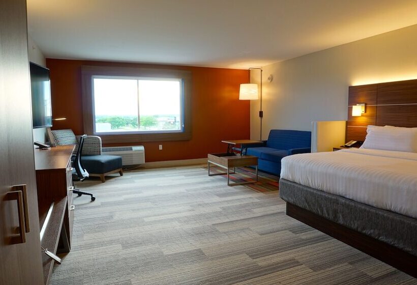 스위트, Holiday Inn Express & Suites Omaha   Millard Area, An Ihg