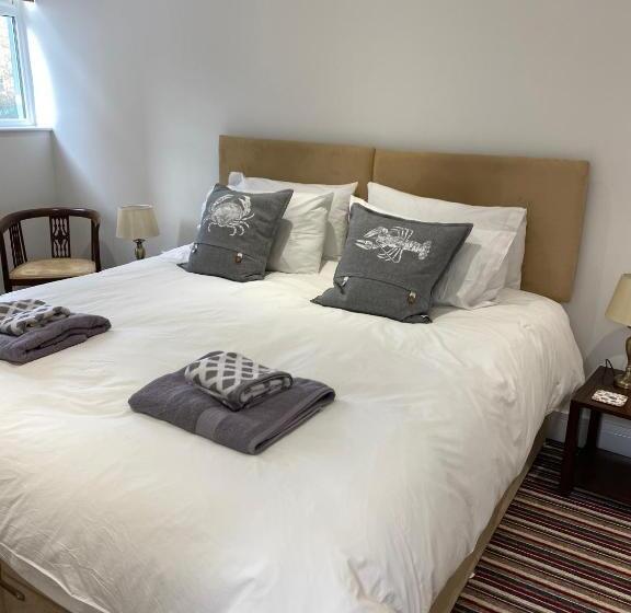 キングサイズベッドのデラックススイート, The Pilot Boat Inn, Isle Of Wight