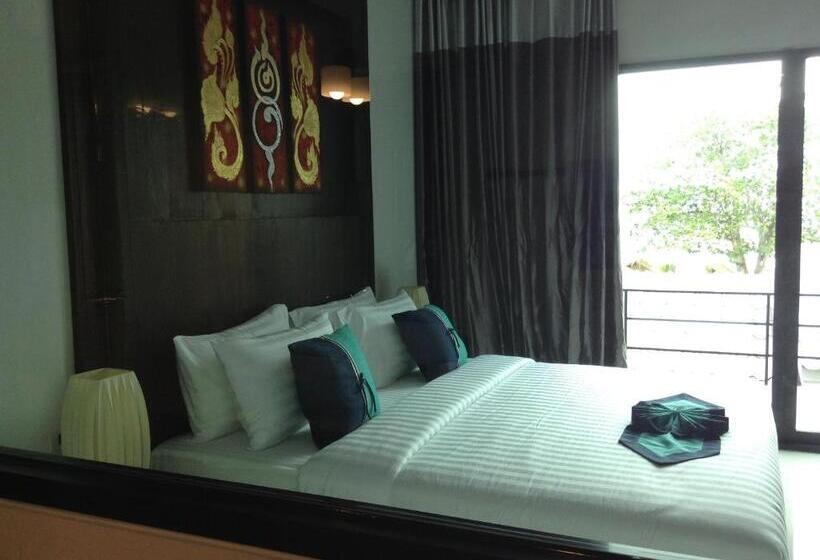 Номер Superior Вид на Море, Kathalee Beach Resort & Spa