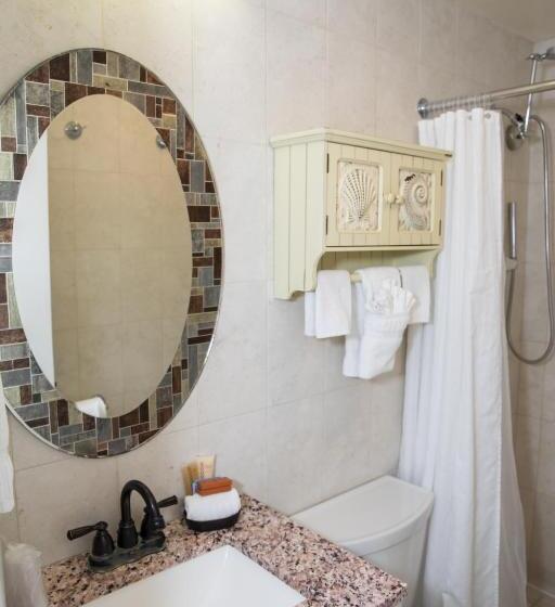 Апартаменты 1 Спальня Вид на Море с Балконом, Windjammer Resort And Beach Club