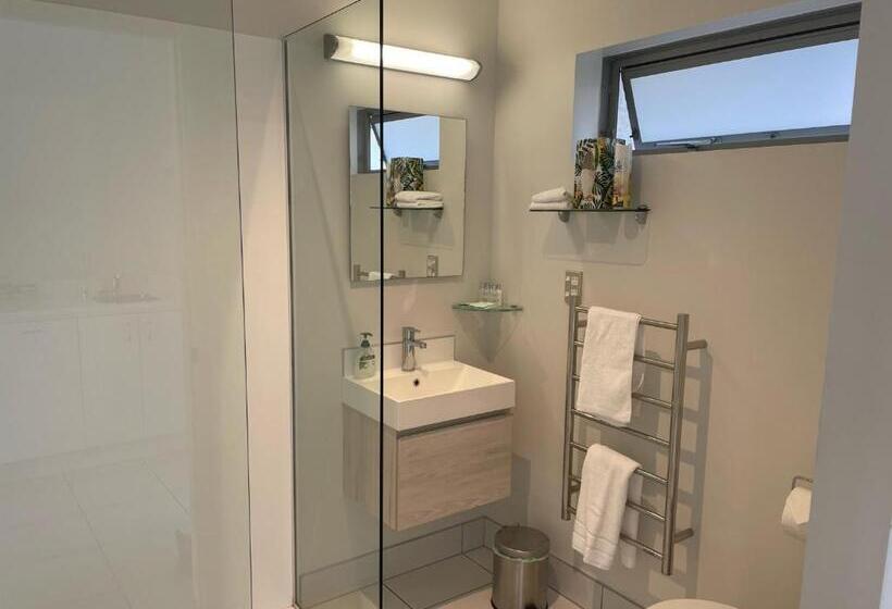 Стандартный Номер Кровать Кинг, Carters By The Sea Beachside Studio Apartments