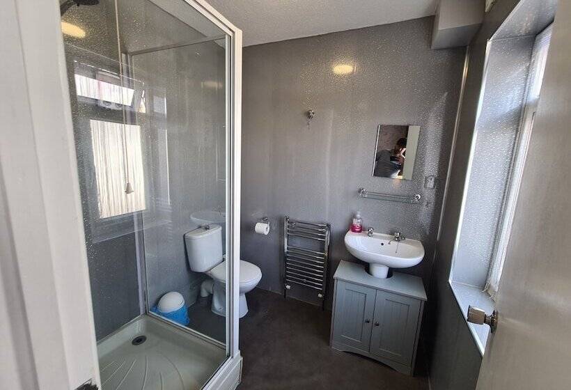 Номер Стандарт Индивидуальный, The Roslyn Guest House