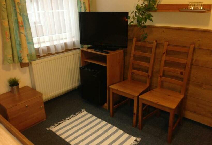 침실 2개 스위트, Pension And Apartments Monika