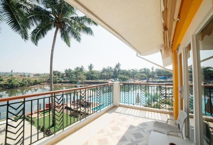 Номер Стандарт, Acron Waterfront Resort