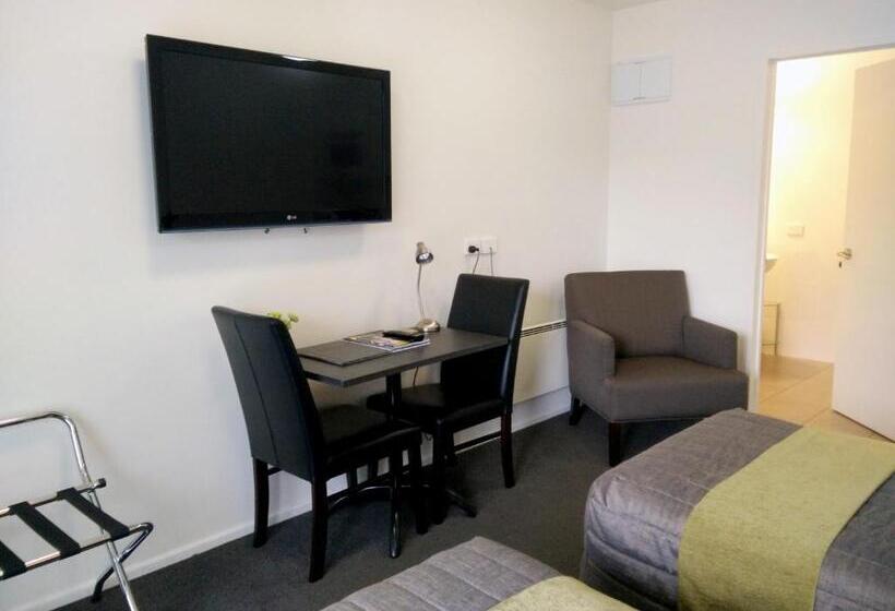 身障者適用スタンダードルーム, Airport Palms Motel