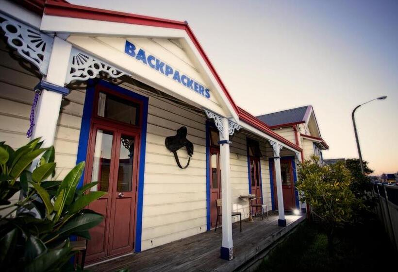 이코노미 룸 공용욕실, Stables Lodge Backpackers