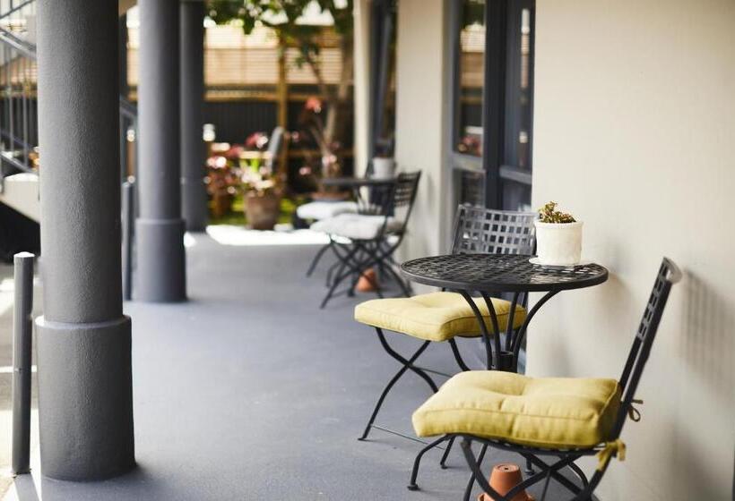 Апартаменты 1 Спальня, Blenheim Palms Motel