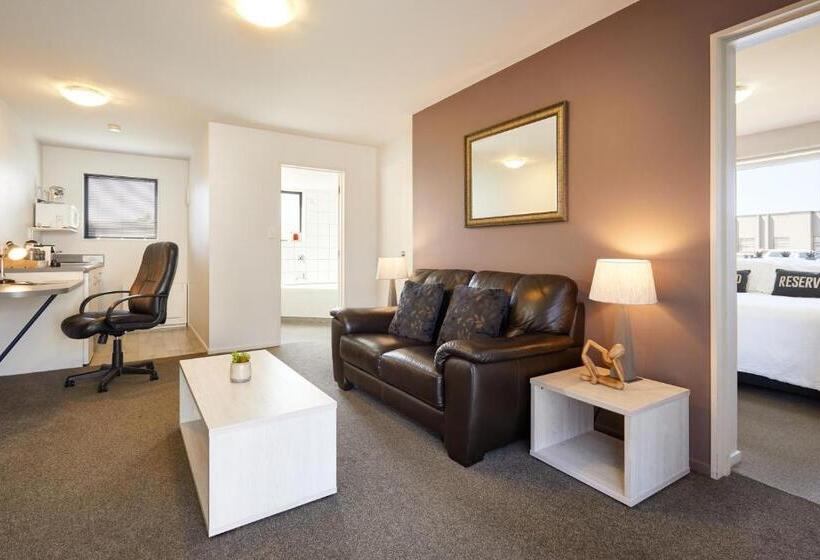 Апартаменты Deluxe 1 Спальня, Blenheim Palms Motel