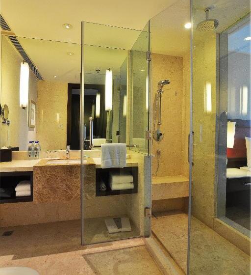 Номер Deluxe Кровать Кинг Вид на Город, Courtyard By Marriott Hangzhou Wulin