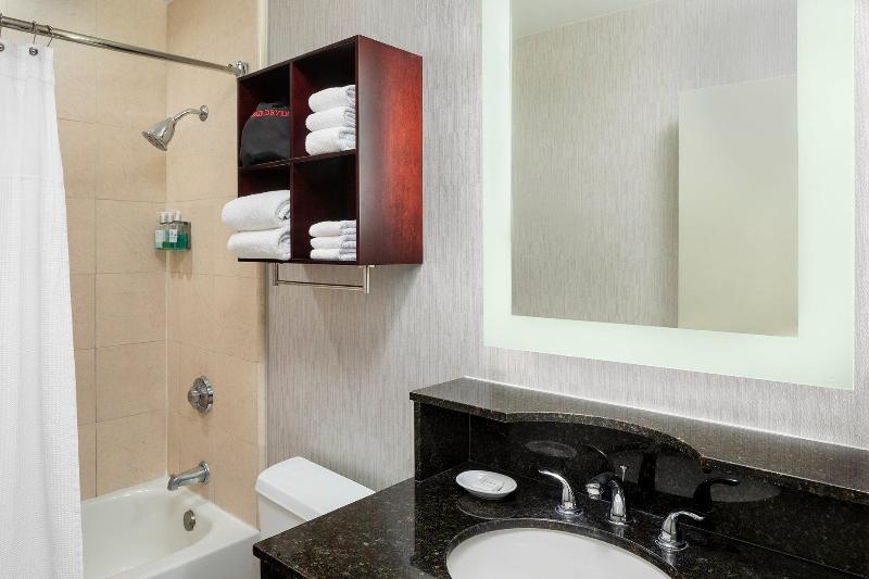 Номер Премиум, Courtyard By Marriott Hangzhou Wulin