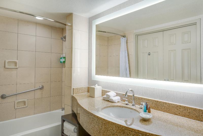 Номер Премиум, Courtyard By Marriott Hangzhou Wulin