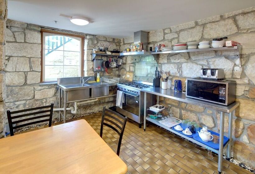 패밀리 룸 공용 욕실, Neutral Bay Lodge
