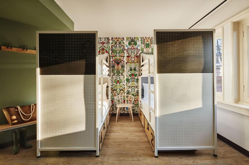 Bed in Shared Room, Generator Amsterdam